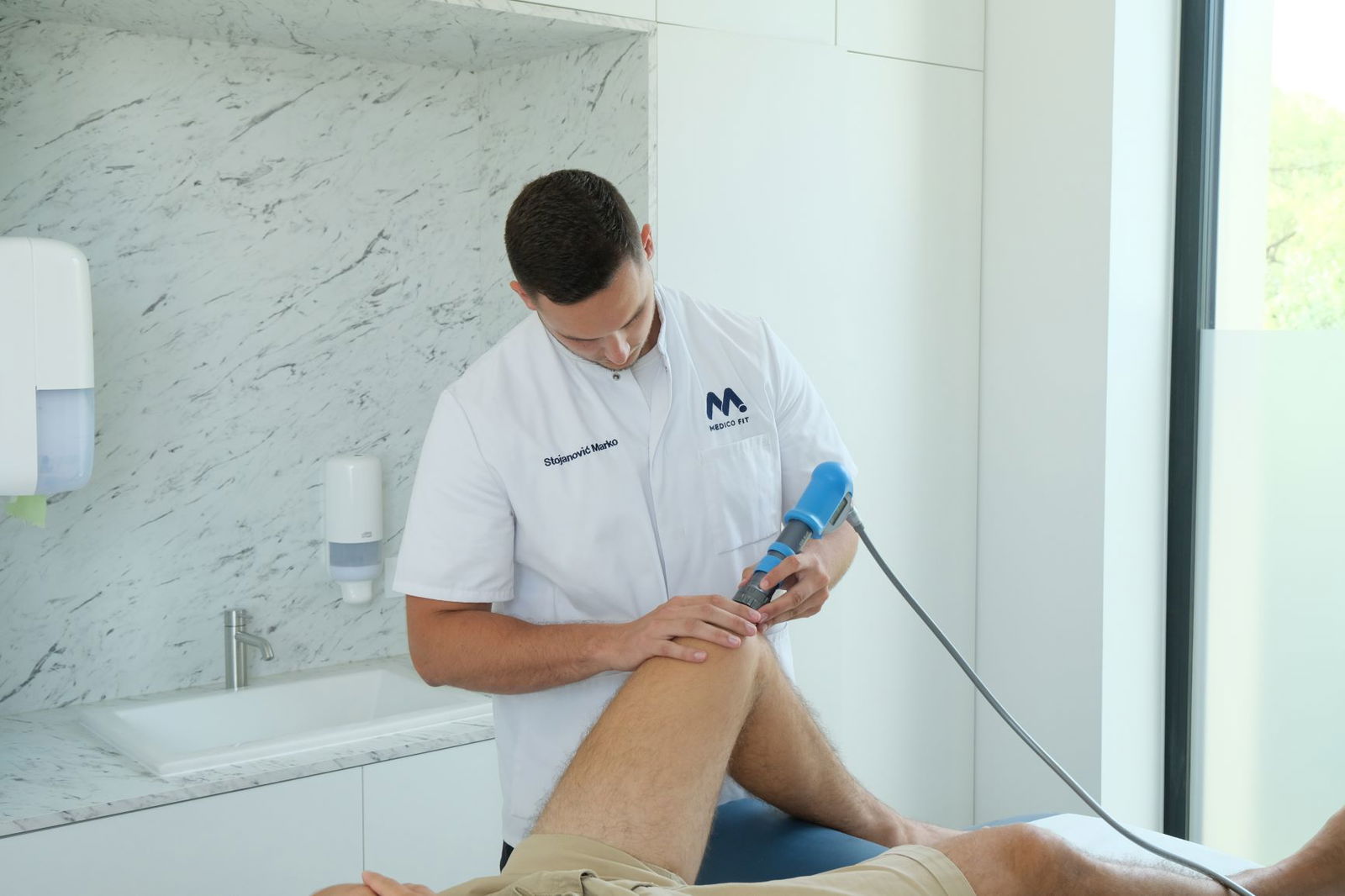 Medicofit Bolečine V Kolenih Fizioterapija