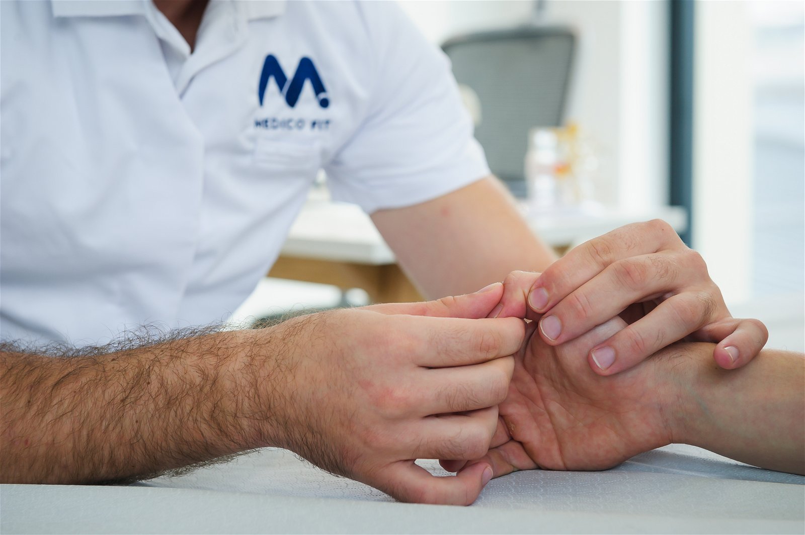 terapija za artritis prstov na rokah