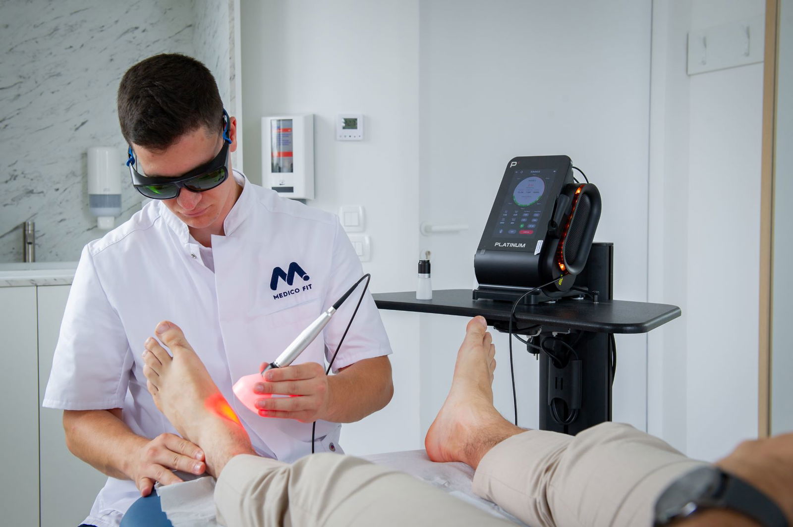 Medicofit Bolečine V Gležnju Brez Poškodbe Laser